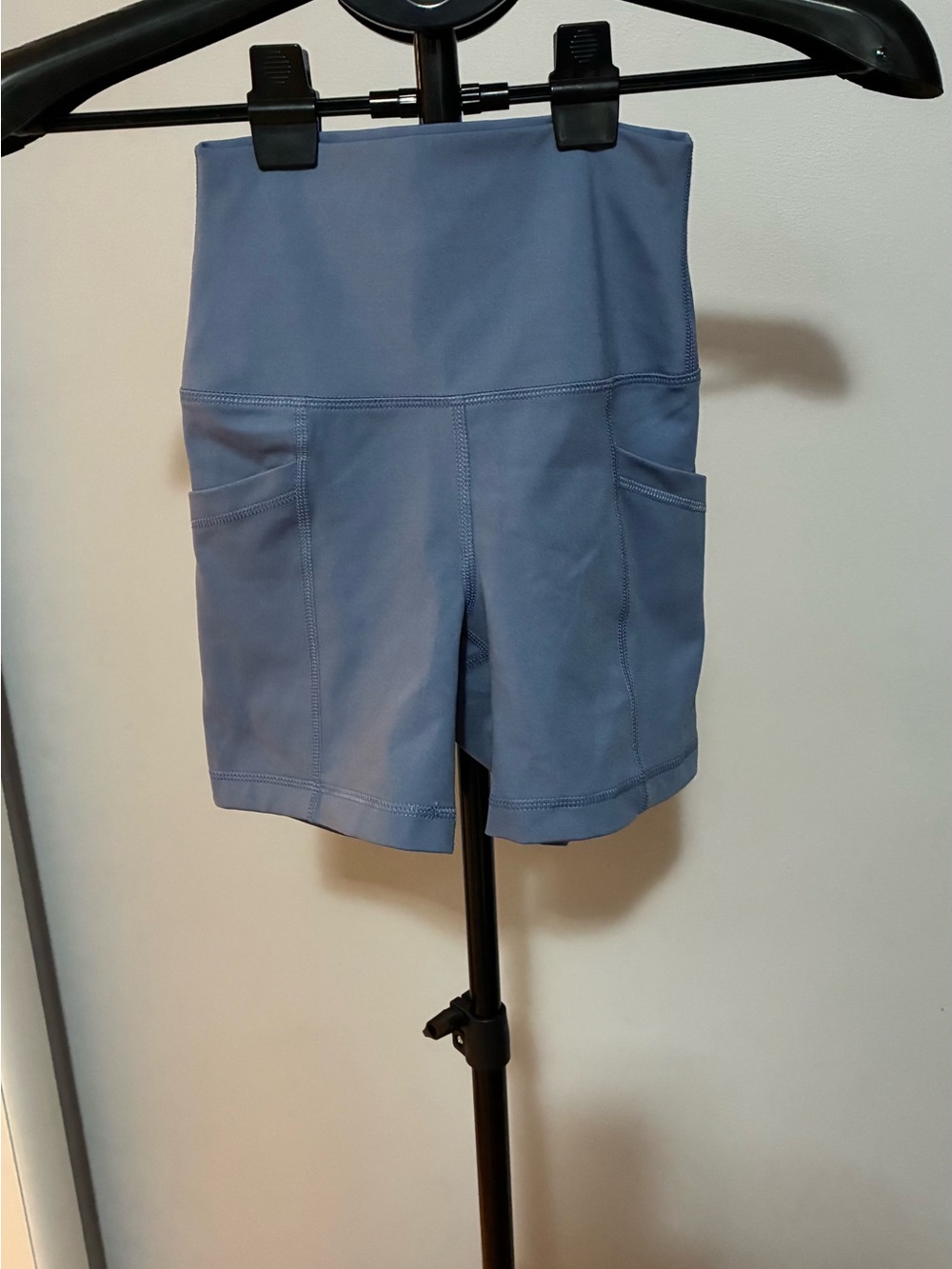 Yogalicious Slate Blue High-Waist Bike Shorts with Side Pockets